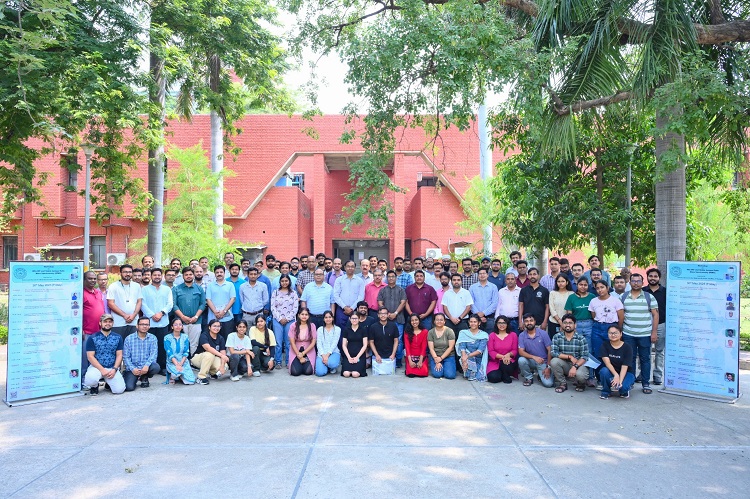 आईआईटी कानपुर के एसीएमएस में हुई कार्यशाला में तकनीक पर चर्चा