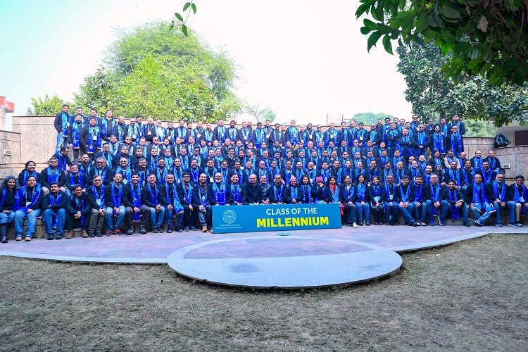 Class of 2000 Pledges highest ever contribution of ₹100 Crore at Silver Jubilee Reunion