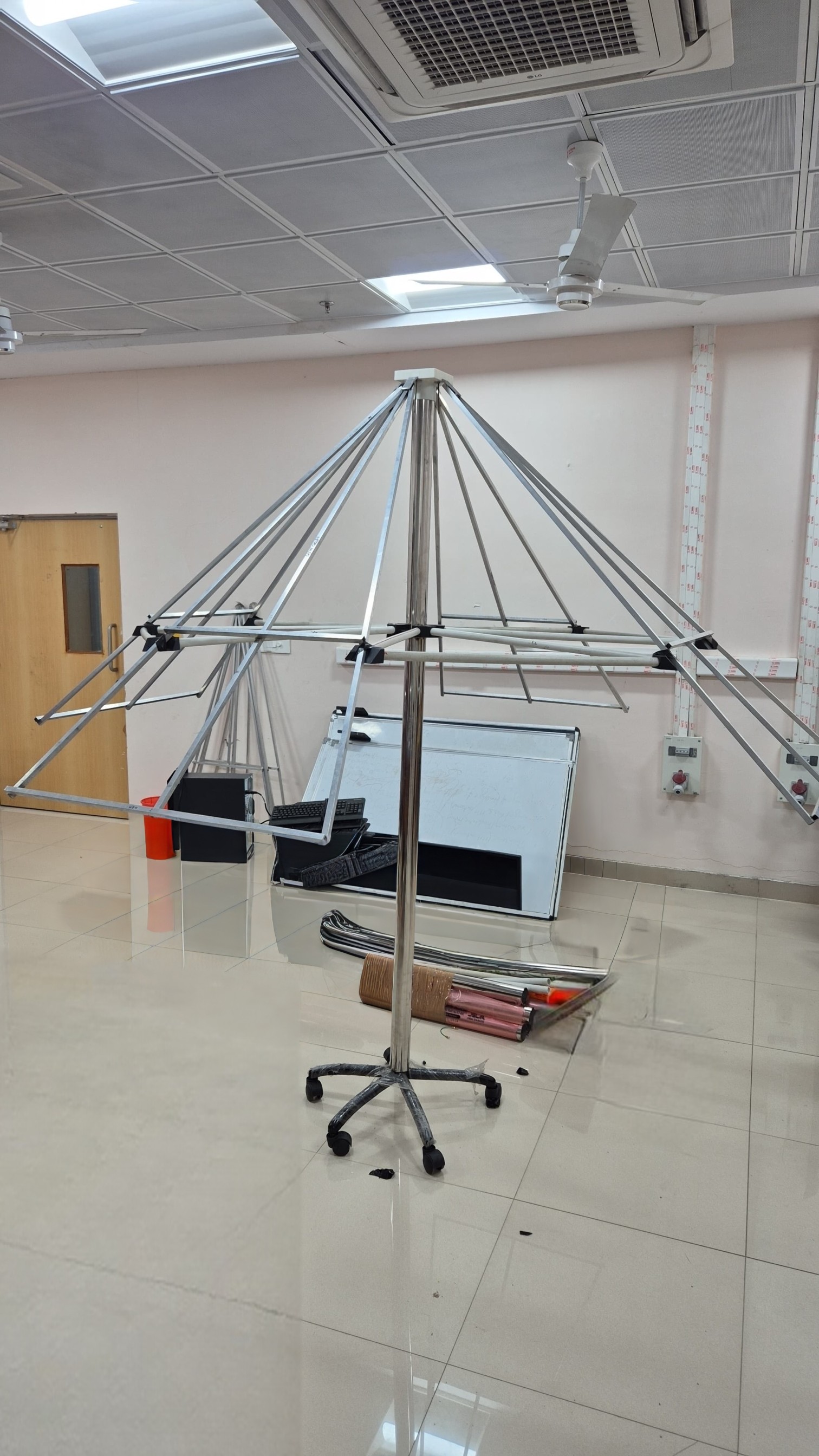 Satellite Antenna