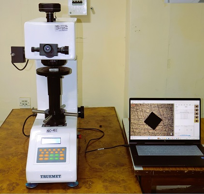 Vickers Hardness Tester